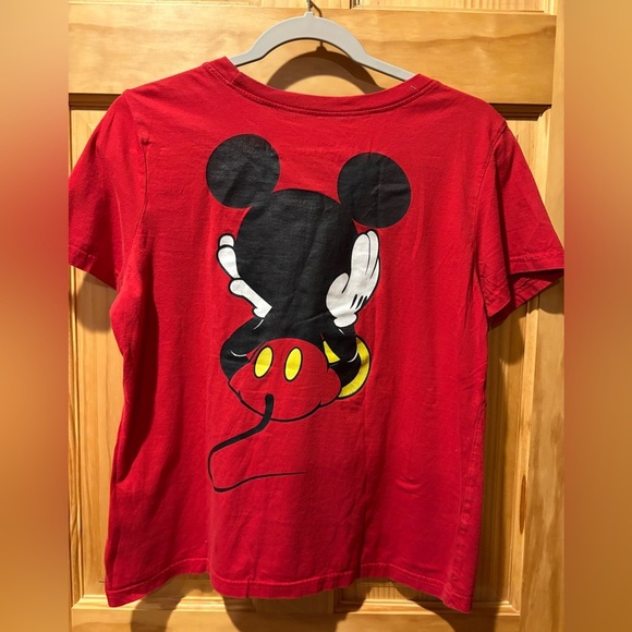 Disney Red Mickey Mouse Short Sleeve Tee kids XL (14-16) can fit an adult small - Picture 4 of 10